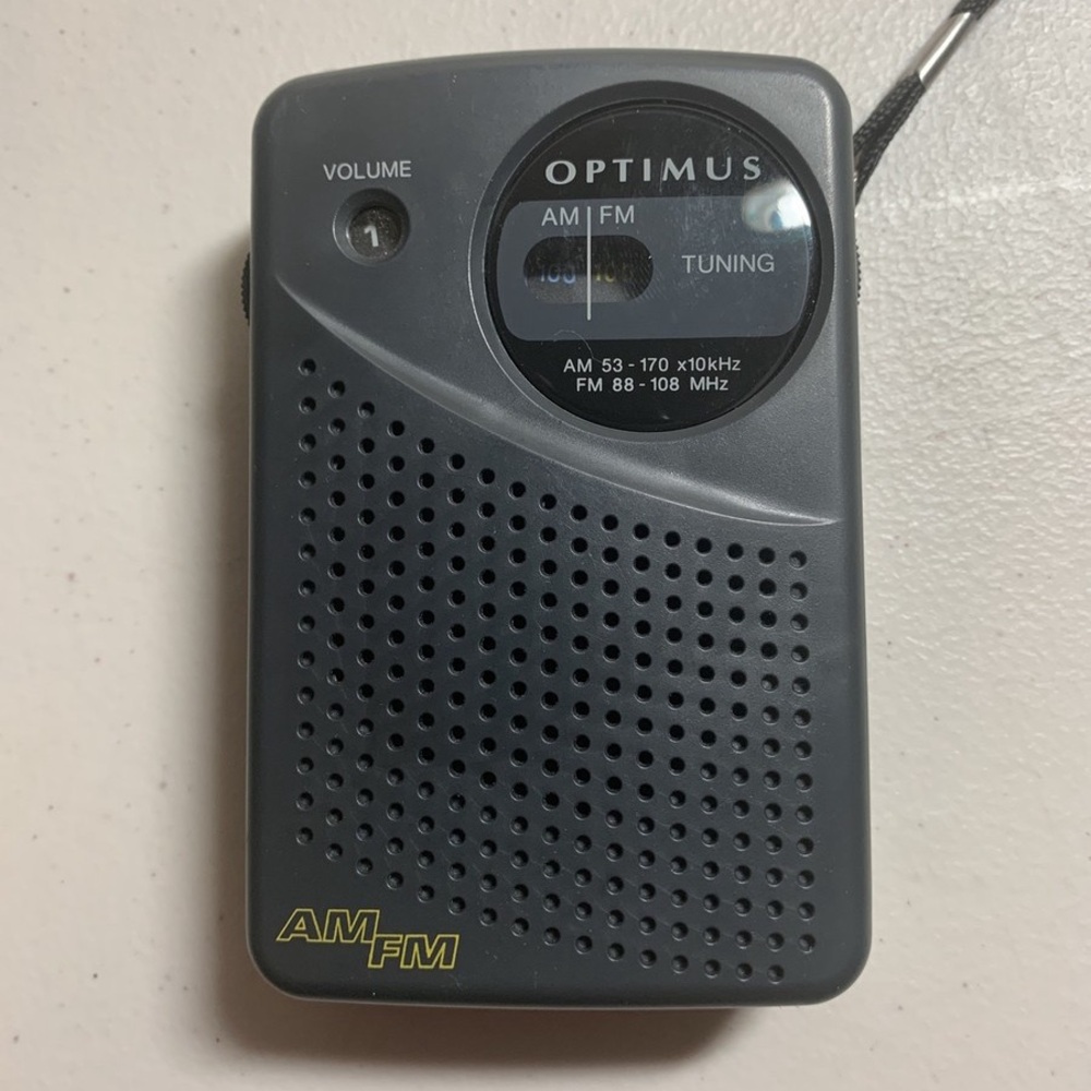 Optimus Black #12-794 AM/FM Portable Pocket Radio Tested Works